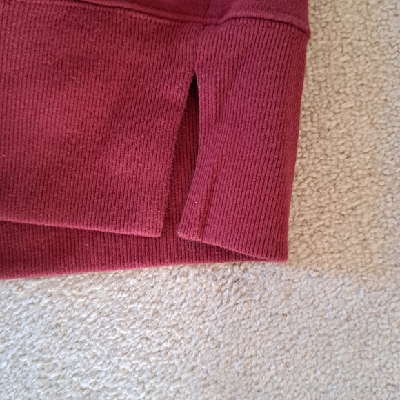 Kirkland Signature Sweatshirt Crewneck Cozy Fleece Lined Burgandy Large - Picture 9 of 11